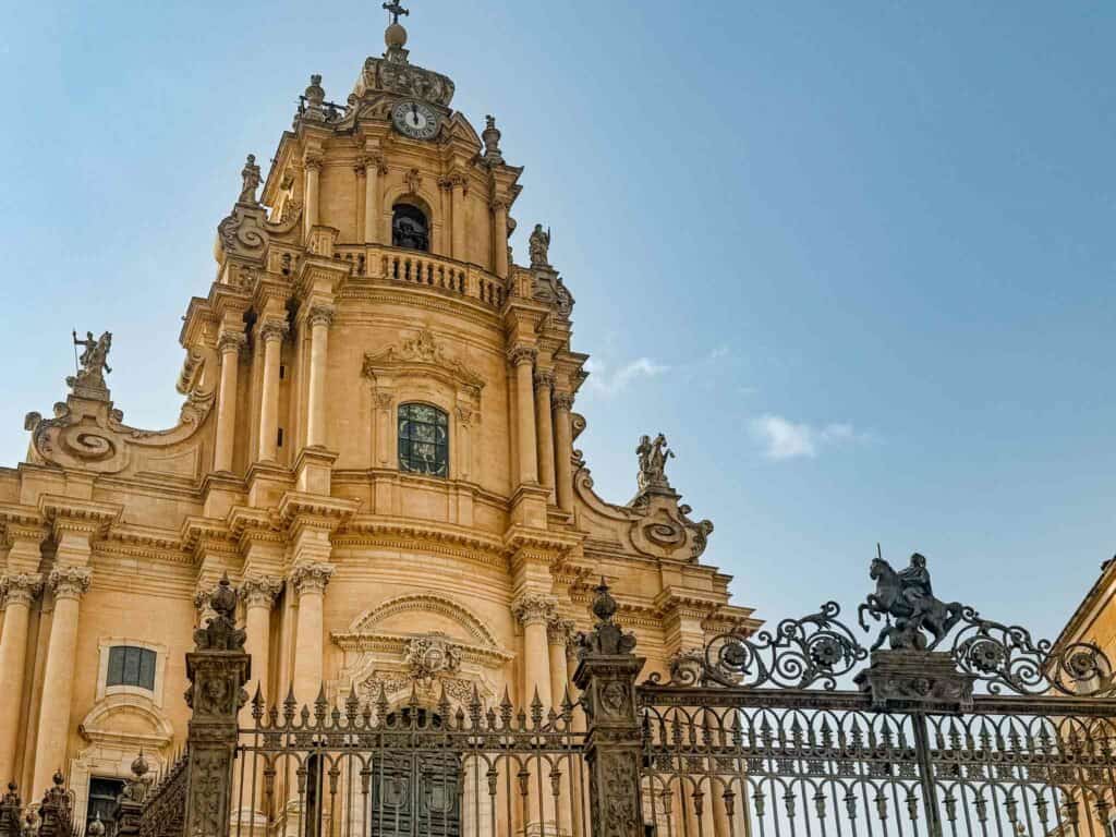 San Giorgio on horseback is a reoccurring theme