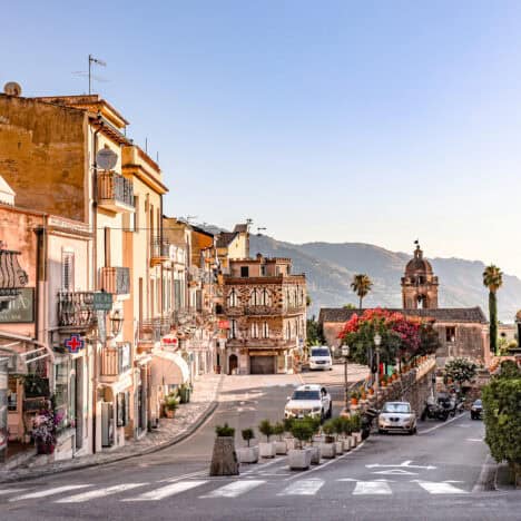 things to do in taormina sicily