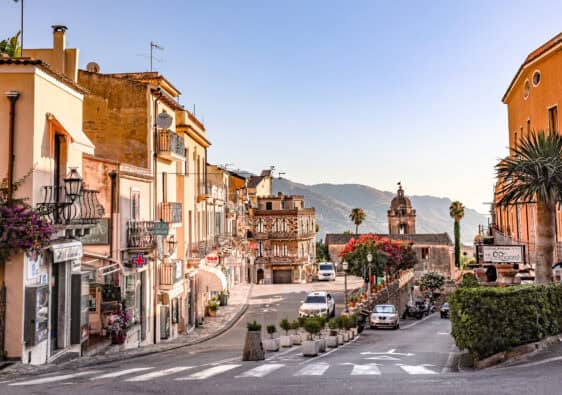 things to do in taormina sicily